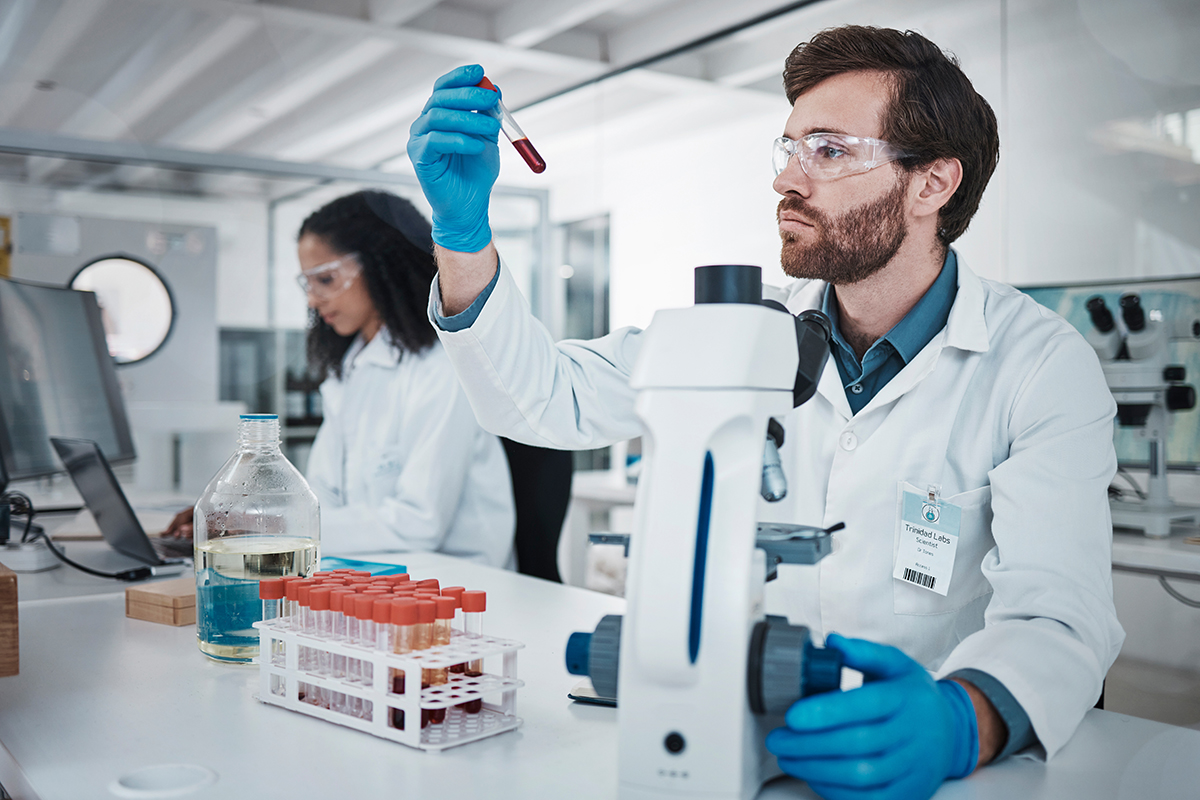 Assistance en laboratoire d'analyse biomédical